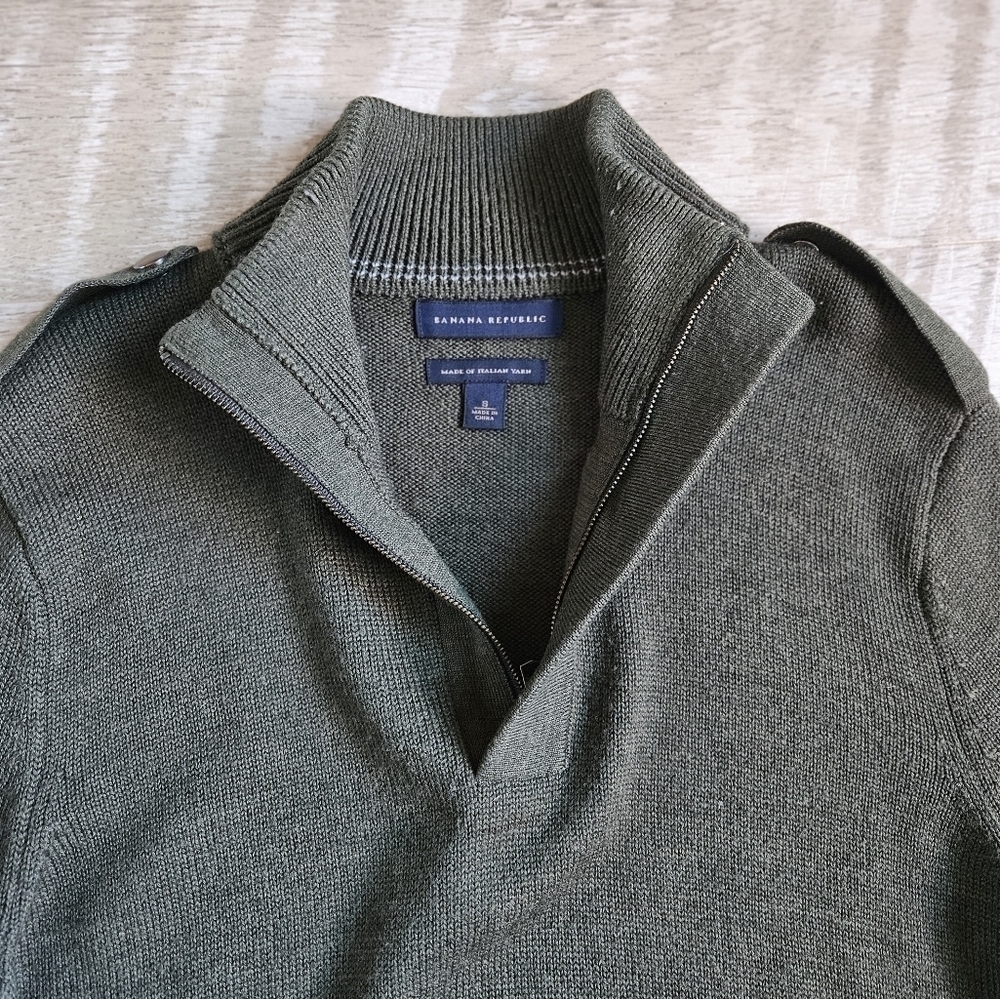 Banana Republic Knit Pullover Sweater - Picture 4 of 15
